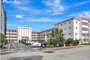 4000 Nw 44th Avenue 113, Lauderdale Lakes