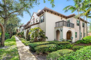8274 Cascada Isles Drive, Cooper City, FL 33024 Sold 07/31/25