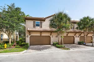 8274 Cascada Isles Drive, Cooper City, FL 33024 Sold 07/31/25