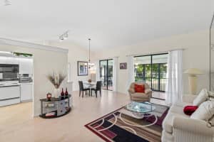 10263 N Circle Lake Drive 201, Boynton Beach, FL 33437 - MLS#R11099008