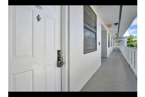 3636 Whitehall Drive 401, West Palm Beach, FL 33401 - MLS#R11099054