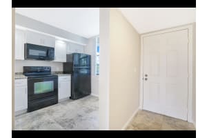 3636 Whitehall Drive 401, West Palm Beach, FL 33401 - MLS#R11099054