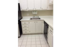 470 Executive Center Drive 2k, West Palm Beach, FL 33401 - MLS#R11099059