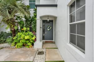 330 SW 8th Street 15, Boca Raton, FL 33432 Sold 07/23/25