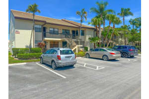 7610 Tahiti Lane 201, Lake Worth
