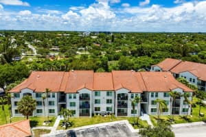1109 Villa Circle, Boynton Beach