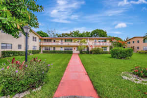 47 Camden B, West Palm Beach, FL 33417 Sold 09/17/25