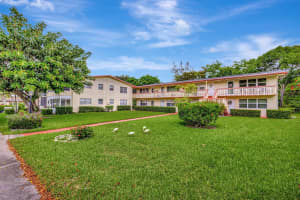 47 Camden B, West Palm Beach, FL 33417 Sold 09/17/25