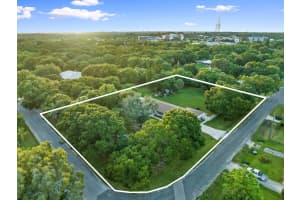 2900 Grove Drive, Fort Pierce, FL 34981 Sold 11/21/25