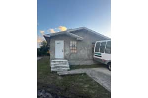 1457 W 32nd Street, Riviera Beach