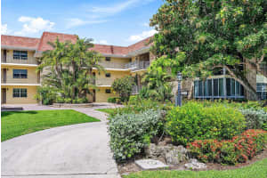 5560 Tamberlane Circle 327, Palm Beach Gardens
