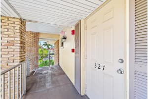 5560 Tamberlane Circle 327, Palm Beach Gardens, FL 33418 - MLS#R11099281