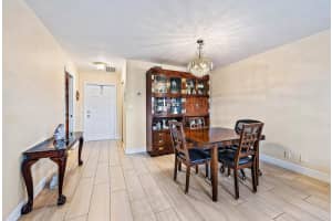 5560 Tamberlane Circle 327, Palm Beach Gardens, FL 33418 - MLS#R11099281