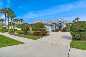 2619 SW Greenwich Way, Palm City, FL 34990 - MLS#R11099309