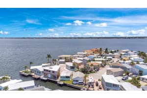 1135 Nettles Boulevard, Jensen Beach, FL 34957 Sold 12/04/25