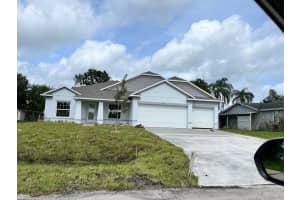 209 Sw Christmas Terrace, Port Saint Lucie