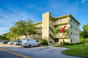 2040 Berkshire B 2040, Deerfield Beach, FL 33442 Sold 12/05/25