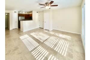 1055 Crystal Way, Delray Beach, FL 33444 - MLS#R11099354