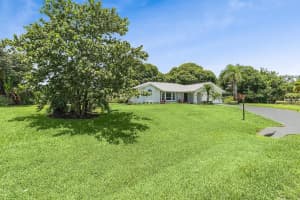 1812 NE Crabtree Lane, Jensen Beach, FL 34957 - MLS#R11099370