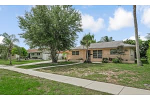 4840 Pineaire Lane, West Palm Beach, FL 33417 - MLS#R11099372