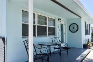 323 W W. Pine Street, Lantana, FL 33462 - MLS#R11099379