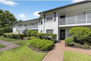 10 Southport Lane E, Boynton Beach, FL 33436 - MLS#R11099384