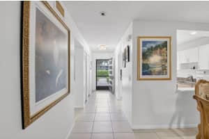 10 Southport Lane E, Boynton Beach, FL 33436 - MLS#R11099384
