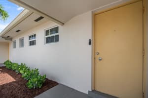 2680 Emory D Drive E #D, West Palm Beach, FL 33415 Sold 10/21/25