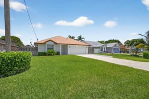 6093 Lucerne Street, Jupiter, FL 33458 - MLS#R11099447