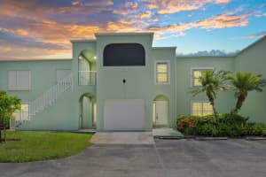 2128 Se Wild Meadow Circle, Port Saint Lucie