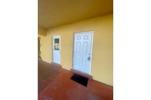 1050 E Sample Road 110, Pompano Beach, FL 33064 - MLS#R11099551