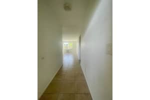 1050 E Sample Road 110, Pompano Beach, FL 33064 - MLS#R11099551