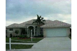 554 N Cypress Drive, Tequesta