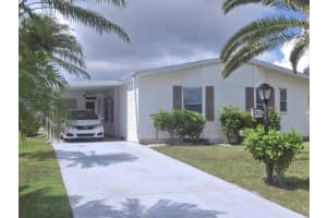 3701 Sleepy Hollow Lane, Port Saint Lucie