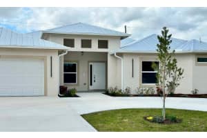 156 Sw Paar Drive, Port Saint Lucie