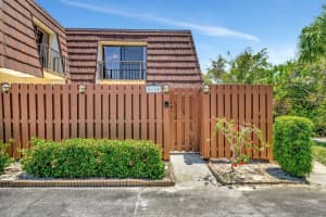 5654 Se Riverboat Drive, Stuart