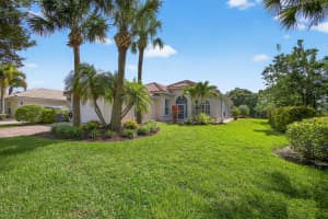 9081 SE Lacreek, Hobe Sound, FL 33455 Sold 10/23/25