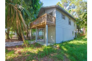 2220 86th Drive, Vero Beach, FL 32966 Sold 07/25/25
