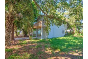 2220 86th Drive, Vero Beach, FL 32966 Sold 07/25/25