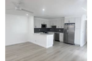 42 Valencia B View, Delray Beach, FL 33446 - MLS#R11099864