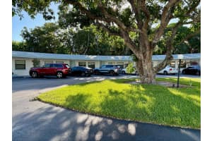 555 Banyan Tree Lane 4, Delray Beach, FL 33483 Sold 08/01/25
