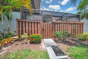 2004 SE Round Table Drive 0, Port Saint Lucie, FL 34952 - MLS#R11099906