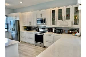 4421 Nw 41st Place, Coconut Creek