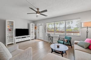MLS# R11099938, Boca Raton, Florida 33434