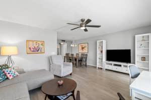 MLS# R11099938, Boca Raton, Florida 33434