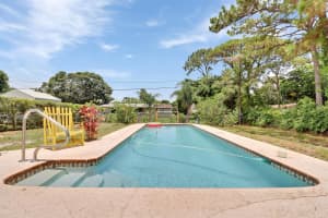 1006 Gatewood Avenue, Fort Pierce, FL 34982 Sold 09/12/25