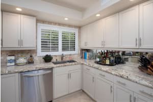 157 Capri D, Delray Beach, FL 33484 Sold 10/03/25