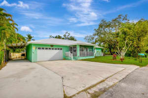 2415 Laurel Ln, Palm Beach Gardens, FL 33418 - MLS#R11100006