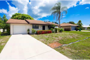 325 SE Bayview Terrace, Port Saint Lucie, FL 34983 Sold 07/31/25