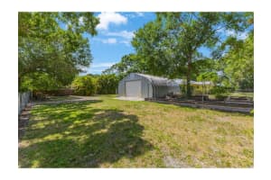 1125 41st Avenue, Vero Beach, FL 32960 - MLS#R11100063
